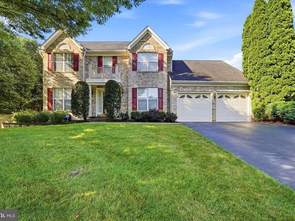 219 FOXBOROUGH DRIVE SW, LEESBURG, VA 20175