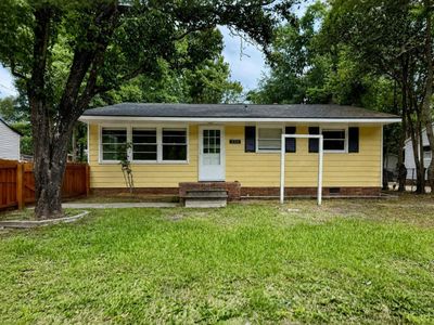 2321 Falcon Road, North Charleston, SC 29406