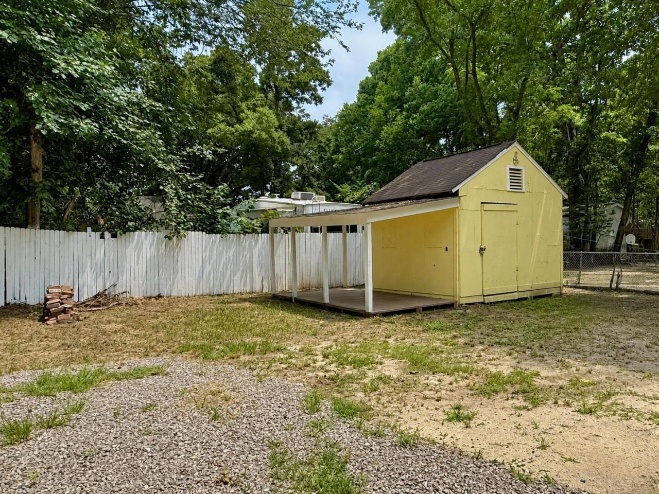 2321 Falcon Road Photo 12