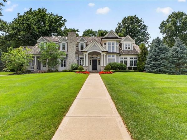 6010 Windsor Drive, Fairway, KS 66205