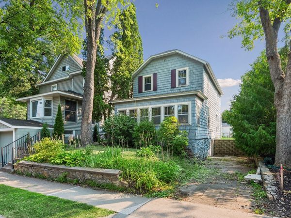 111 1st Street, Excelsior, MN 55331