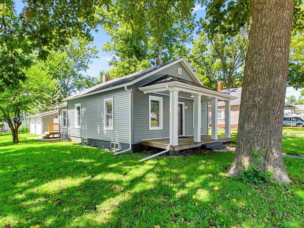 333 S ELM Street, Lincoln, IL 62656