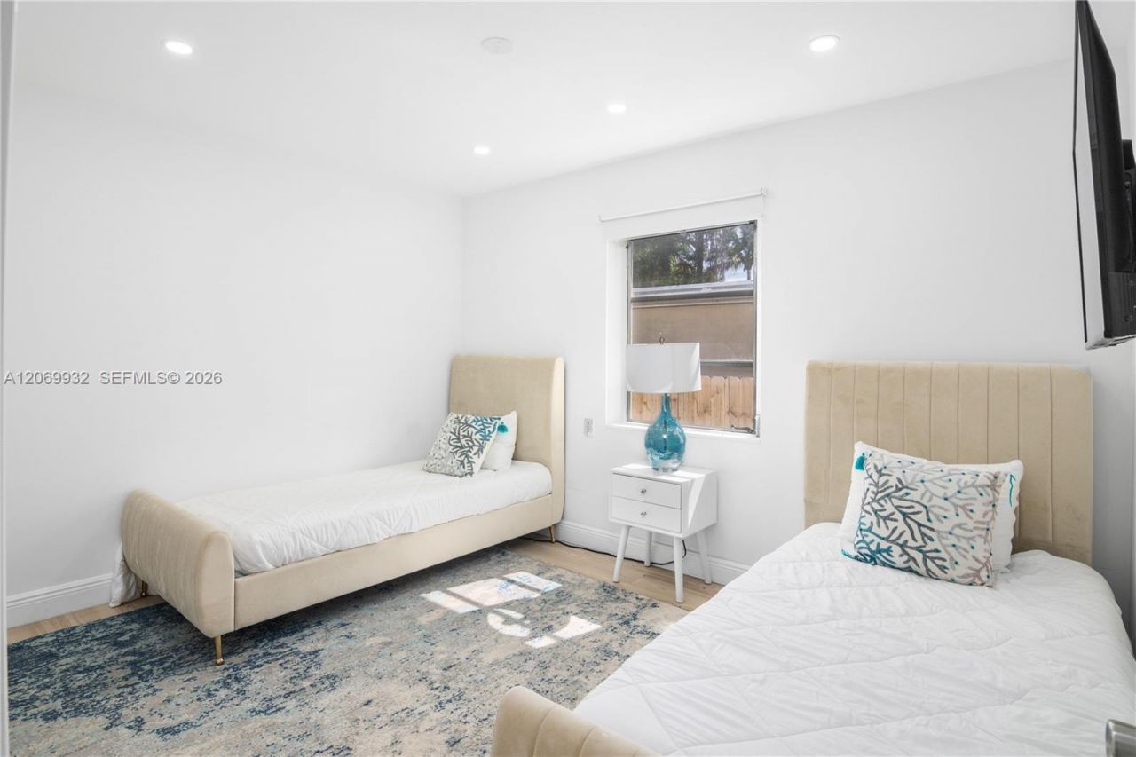 1527 Fletcher St , Unit NA, Hollywood, FL 33020 Photo