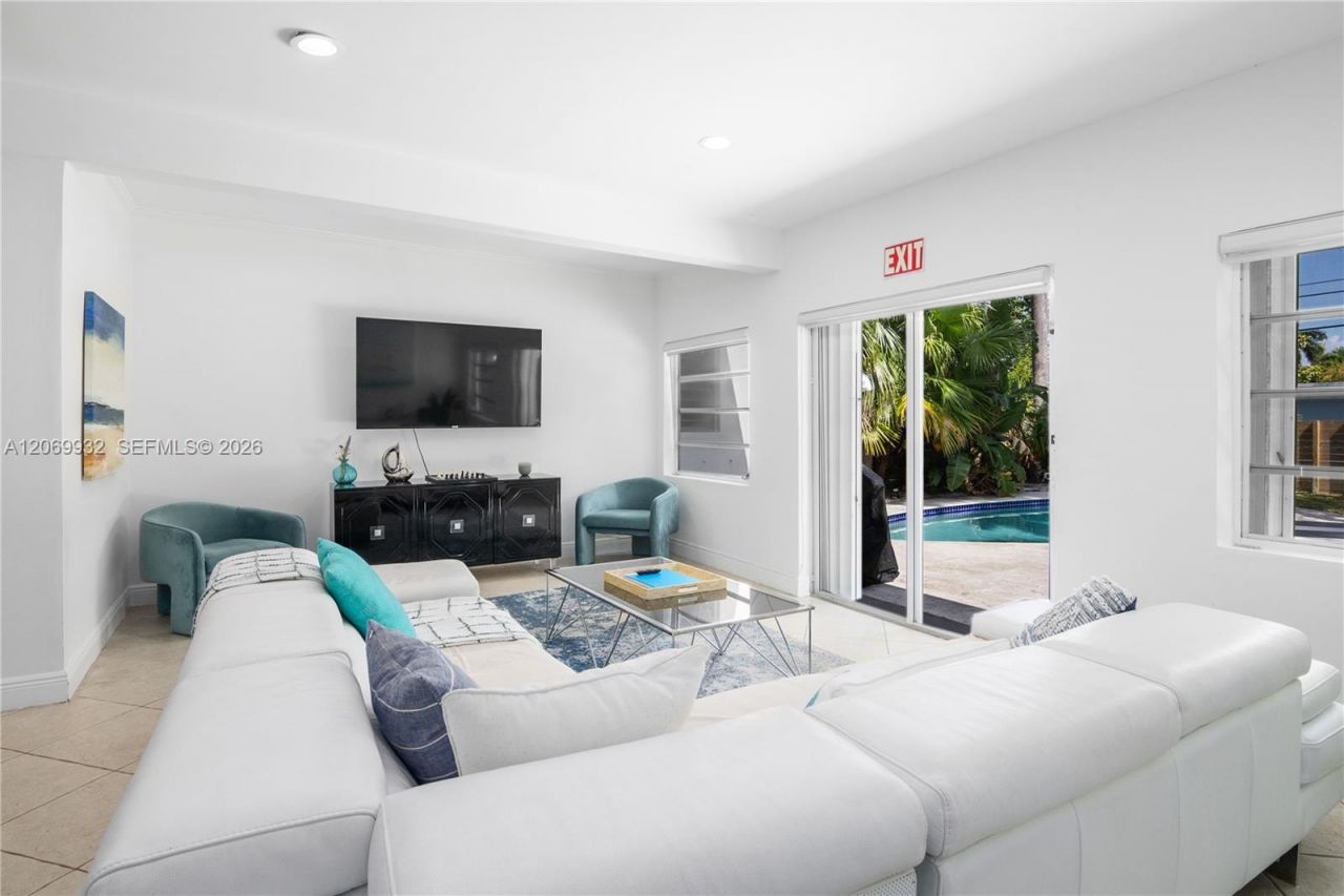1527 Fletcher St , Unit NA, Hollywood, FL 33020 Photo