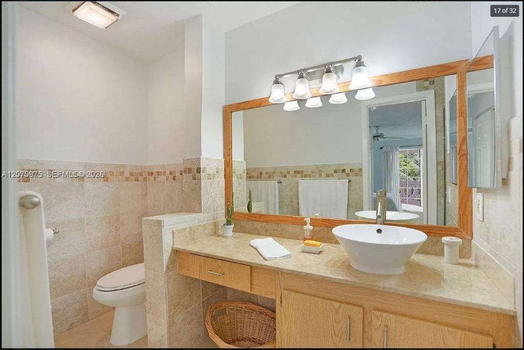 10521 Mahogany Key Cir , Unit 207, Miami, FL 33196 Photo