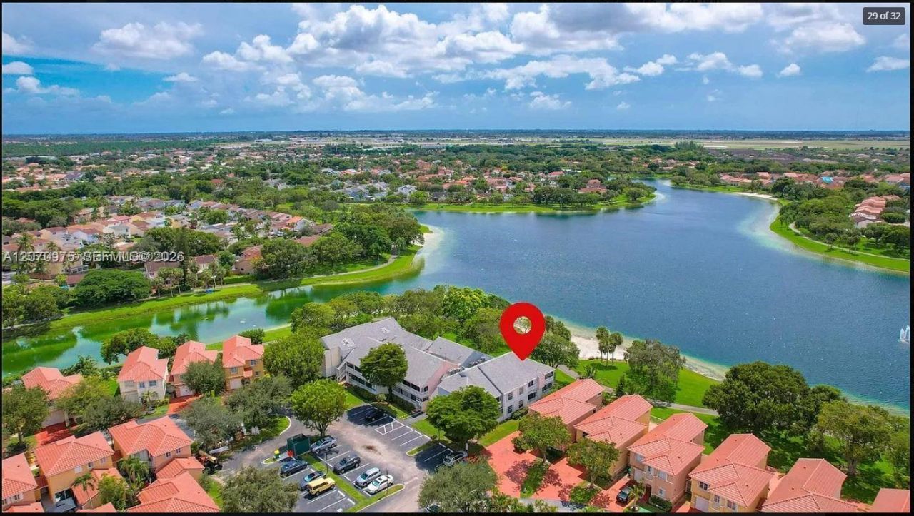 10521 Mahogany Key Cir , Unit 207, Miami, FL 33196 Photo