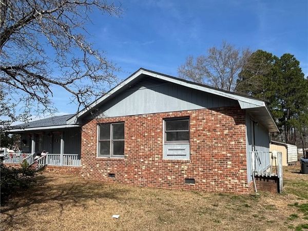 1370 Singletree Lane, Raeford, NC 28376