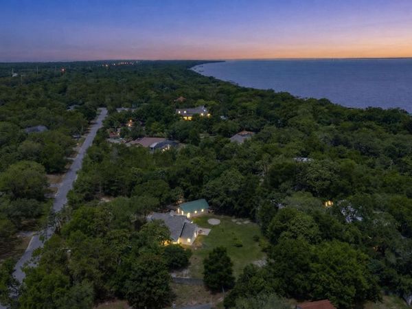 4980 Mason Calle, Gulf Breeze, FL 32563