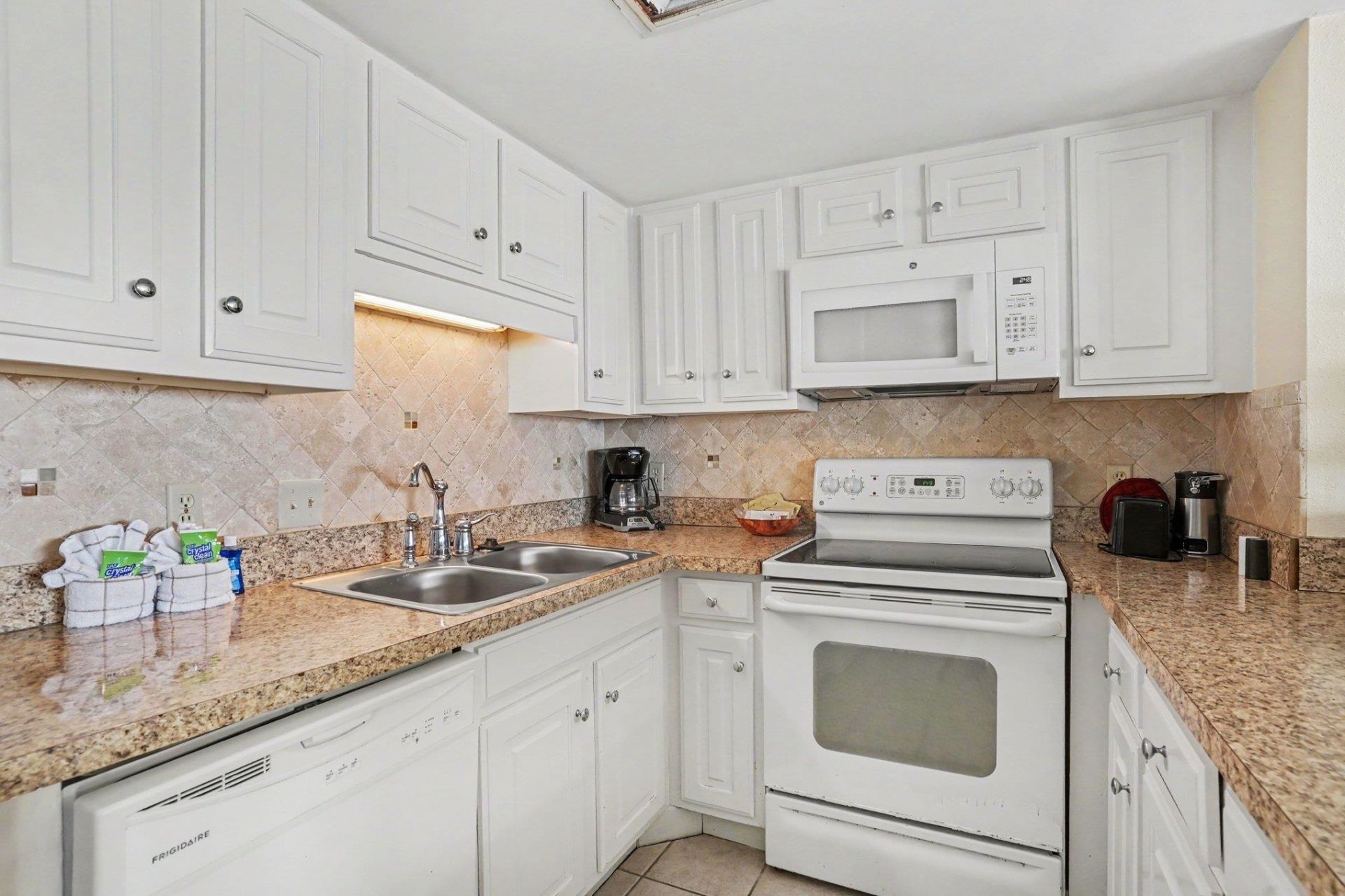 5511 N Ocean Blvd. Photo 12