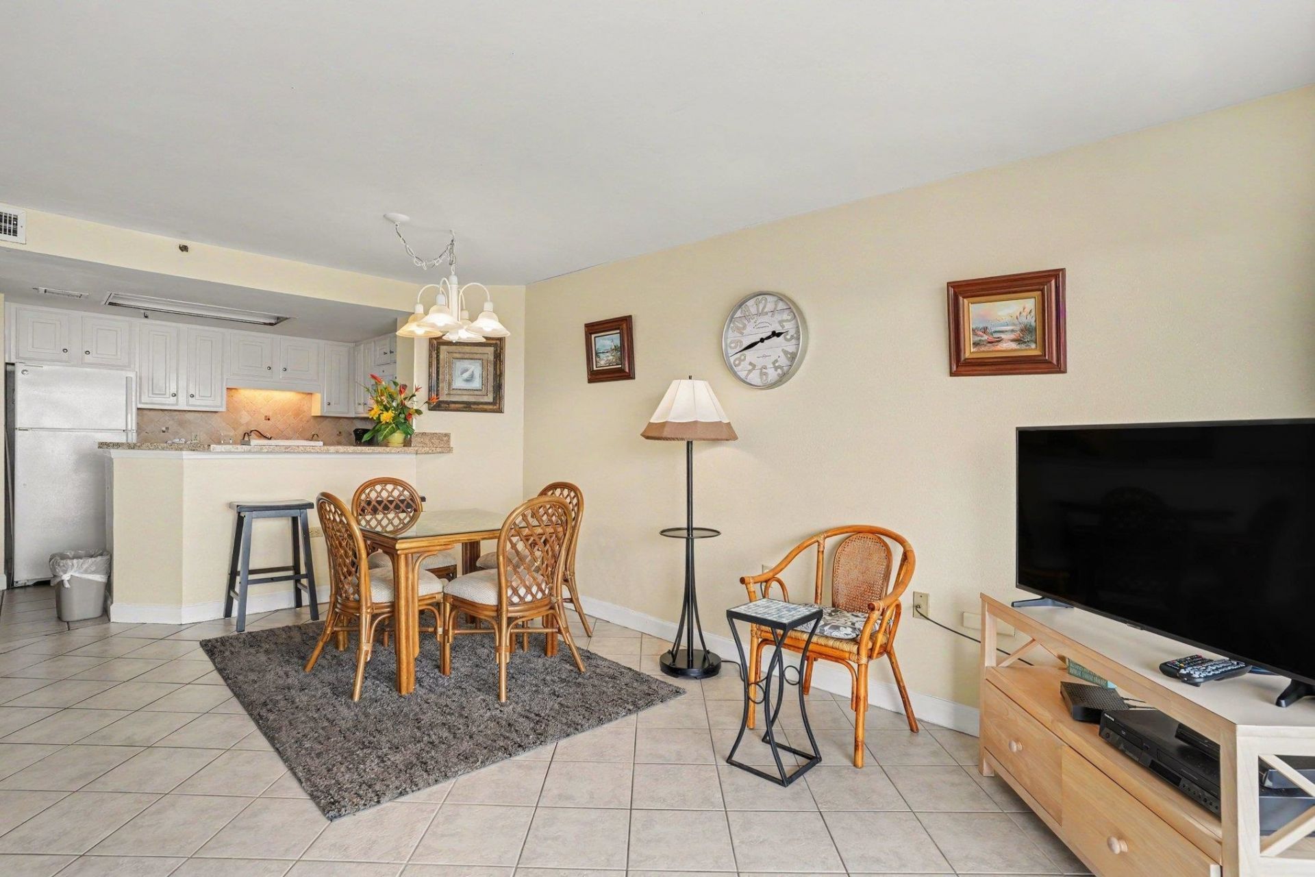 5511 N Ocean Blvd. Photo 5