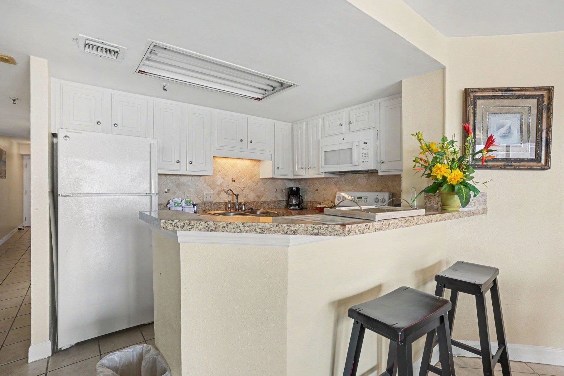 5511 N Ocean Blvd. Photo 9