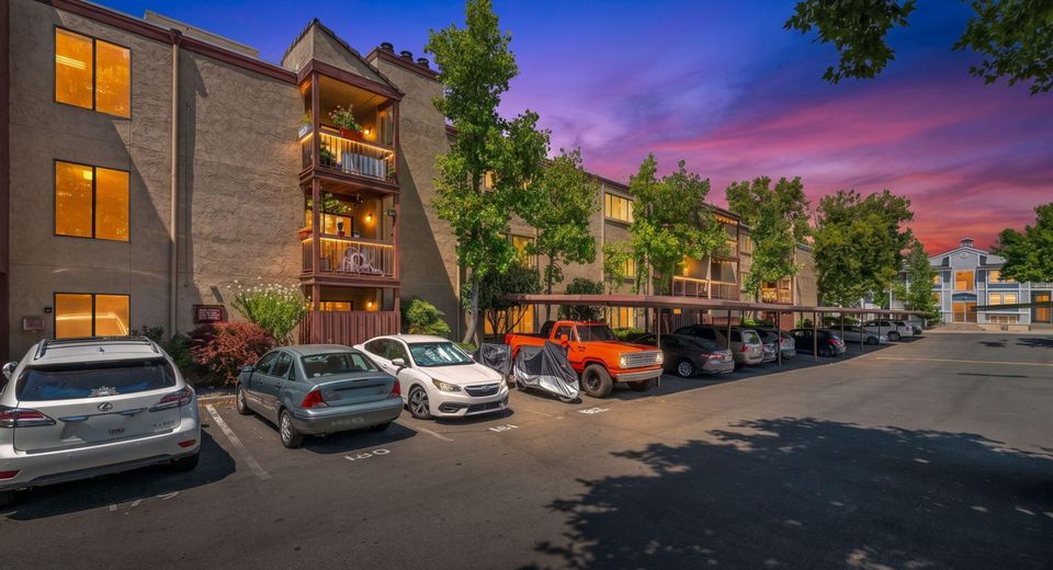 2955 Lakeside Drive, Unit 319, Reno, NV 89509 Photo