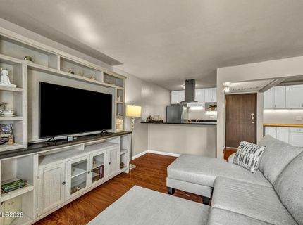 2955 Lakeside Drive, Unit 319, Reno, NV 89509 Photo