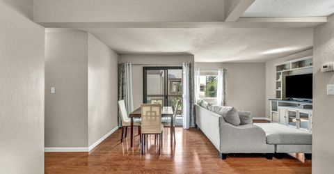 2955 Lakeside Drive, Unit 319, Reno, NV 89509 Photo