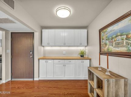 2955 Lakeside Drive, Unit 319, Reno, NV 89509 Photo