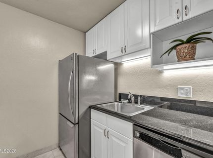 2955 Lakeside Drive, Unit 319, Reno, NV 89509 Photo