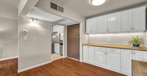 2955 Lakeside Drive, Unit 319, Reno, NV 89509 Photo