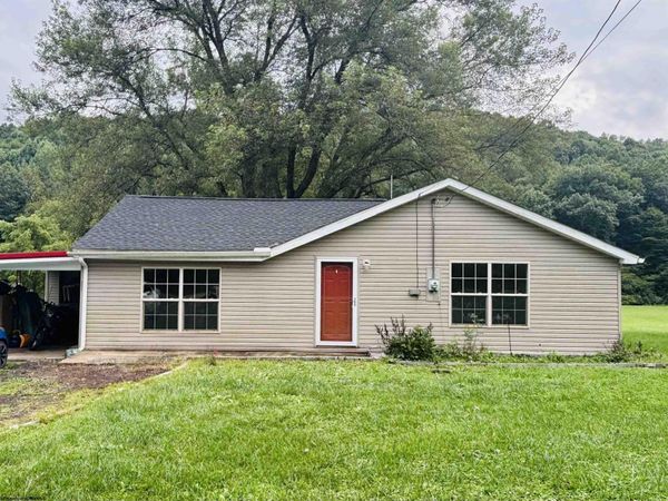 6410 Greenbrier Road, Salem, WV 26426