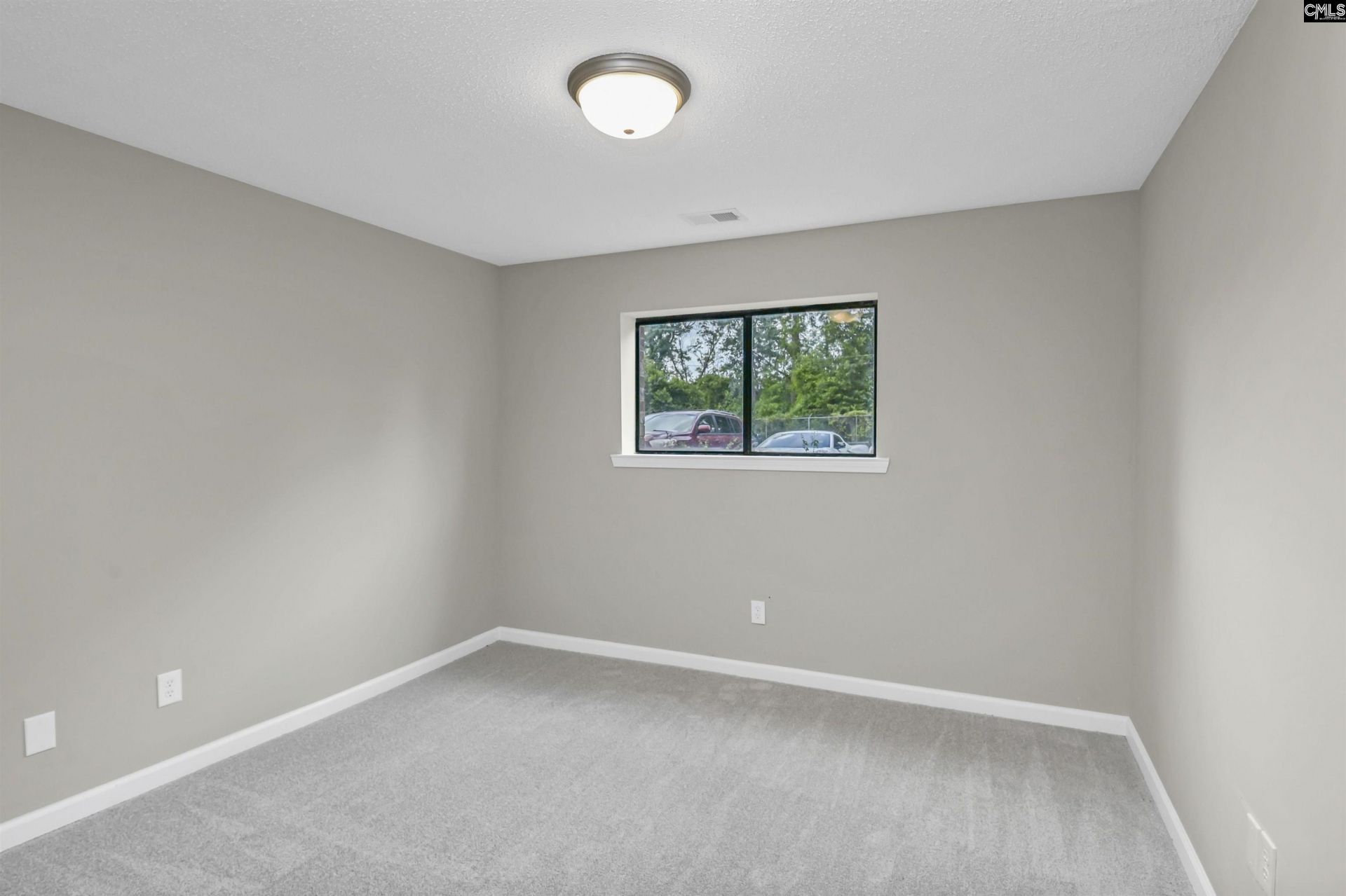 713 Old Manor Road  Photo 26