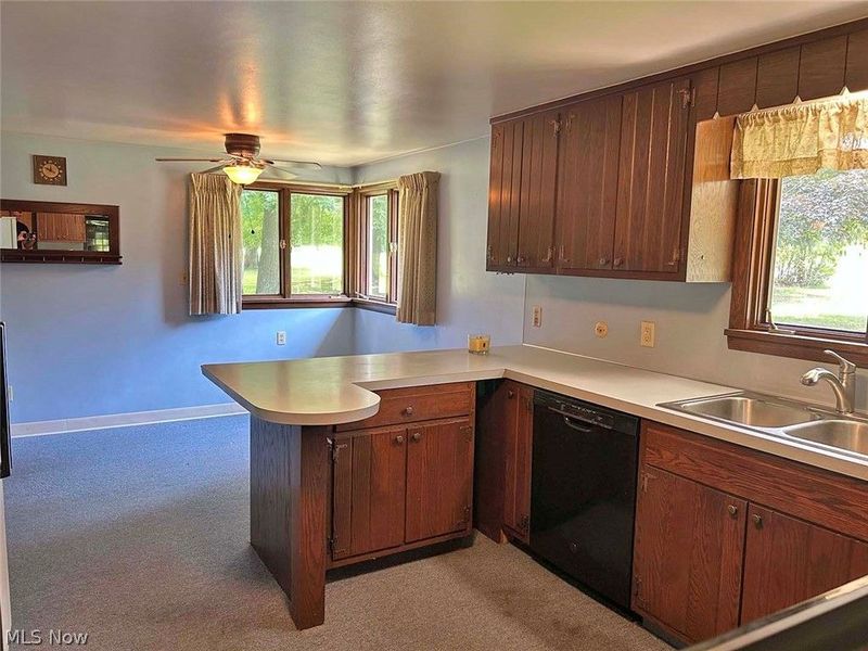 16351 Bowman Street NE, Homeworth, OH 44634 Photo 11