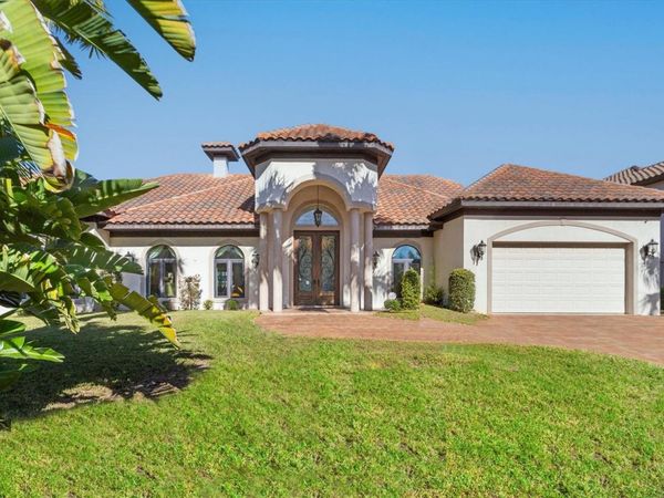 4937 OXFORD DRIVE , SIESTA KEY, FL 34242
