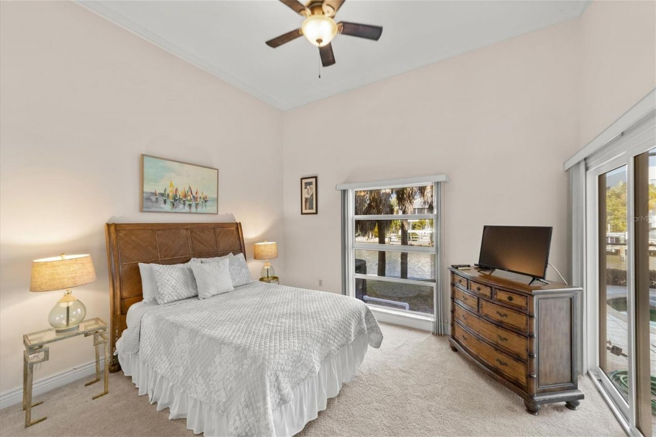 4937 Oxford Drive, Siesta Key, FL 34242 Photo