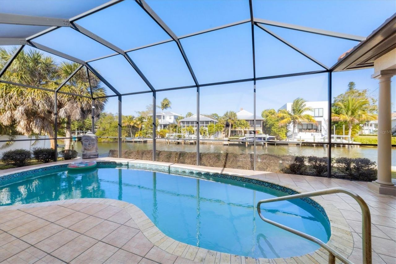 4937 Oxford Drive, Siesta Key, FL 34242 Photo