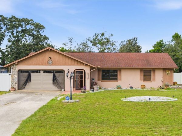 11423 LINDEN DRIVE , SPRING HILL, FL 34608