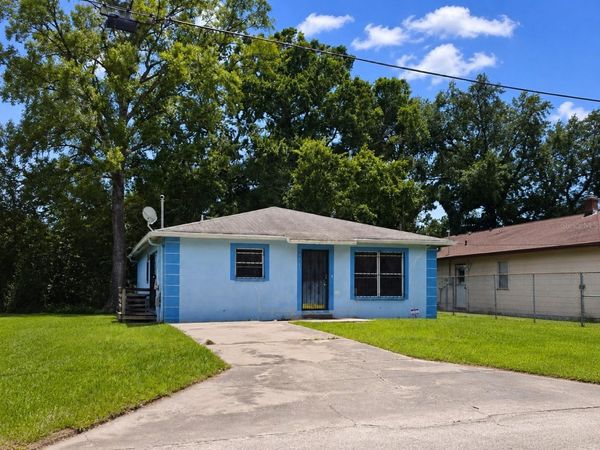 3917 E CLIFTON STREET , TAMPA, FL 33610