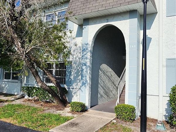 247 S MCMULLEN BOOTH ROAD , Unit 24, CLEARWATER, FL 33759
