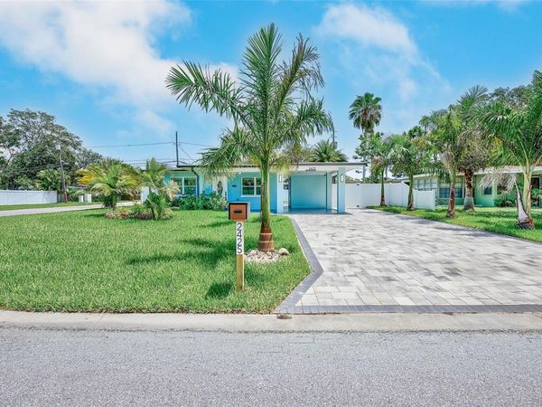 2425 BAYWOOD DRIVE E, DUNEDIN, FL 34698
