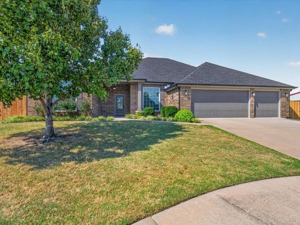 1019 Terri Drive , Bartlesville, OK 74006