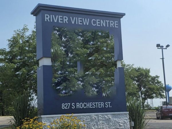 827 S Rochester STREET #107, Mukwonago, WI 53149