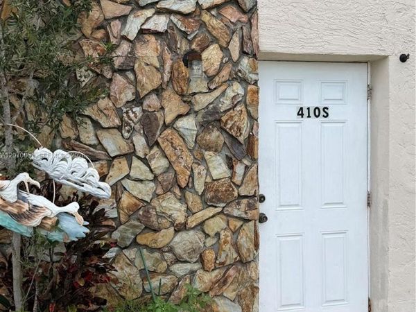 410 N 58th Ave, Unit S, Hollywood, FL 33021