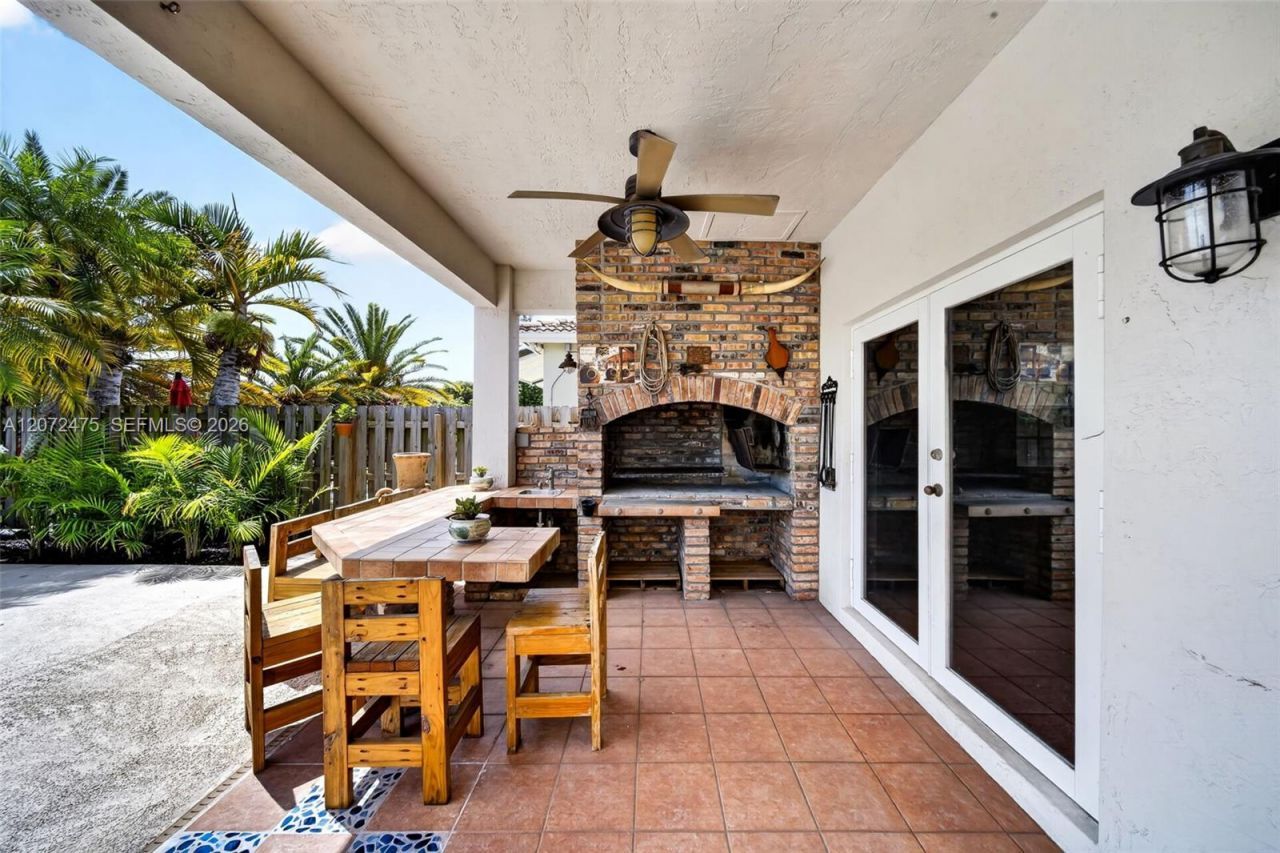6903 SW 158th Ave , Miami, FL 33193 Photo