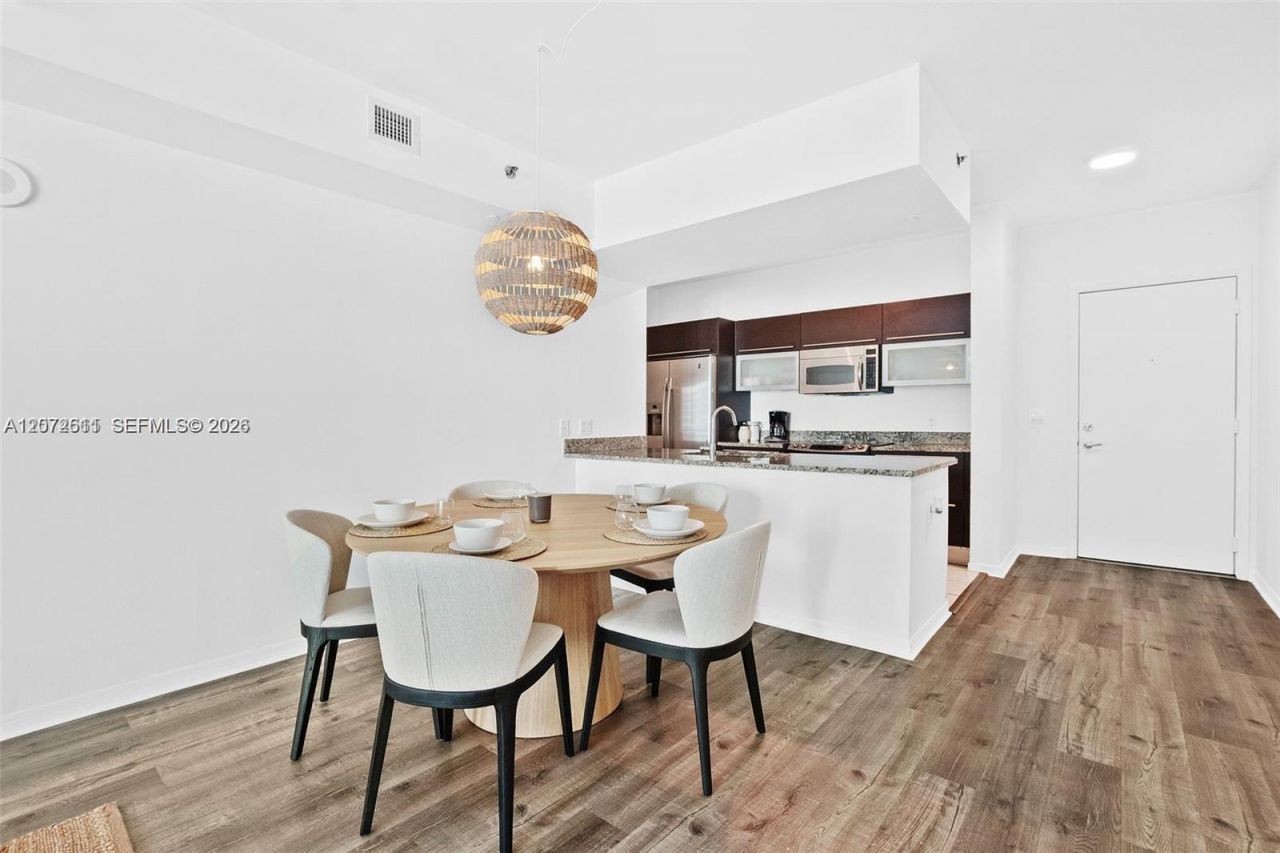 951 Brickell Ave, Unit 2700, Miami, FL 33131 Photo