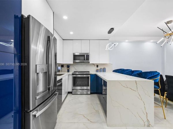 19380 Collins Ave , Unit 826, Sunny Isles Beach, FL 33160