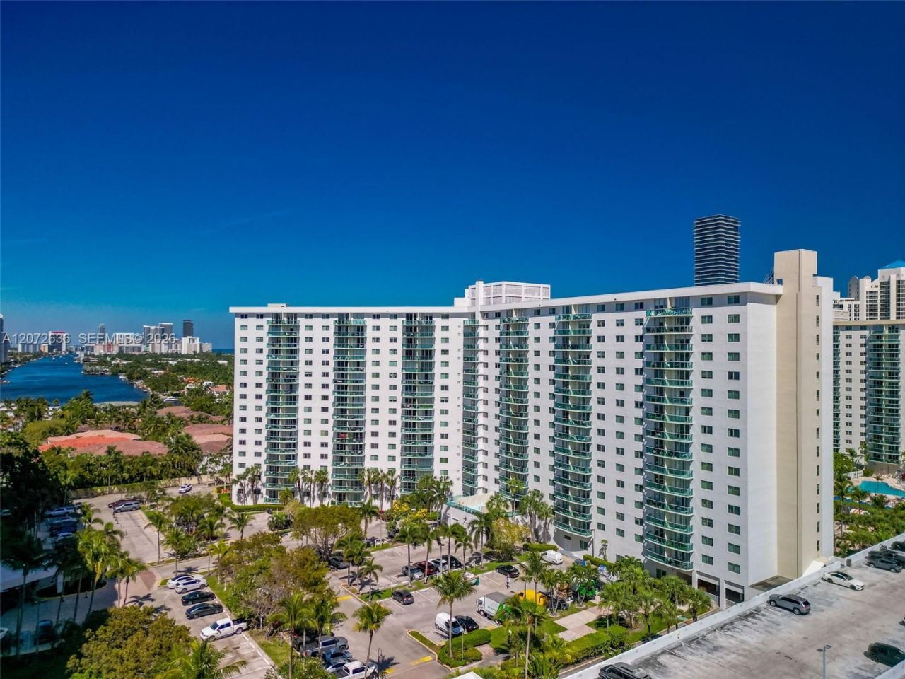 19380 Collins Ave , Unit 826, Sunny Isles Beach, FL 33160 Photo