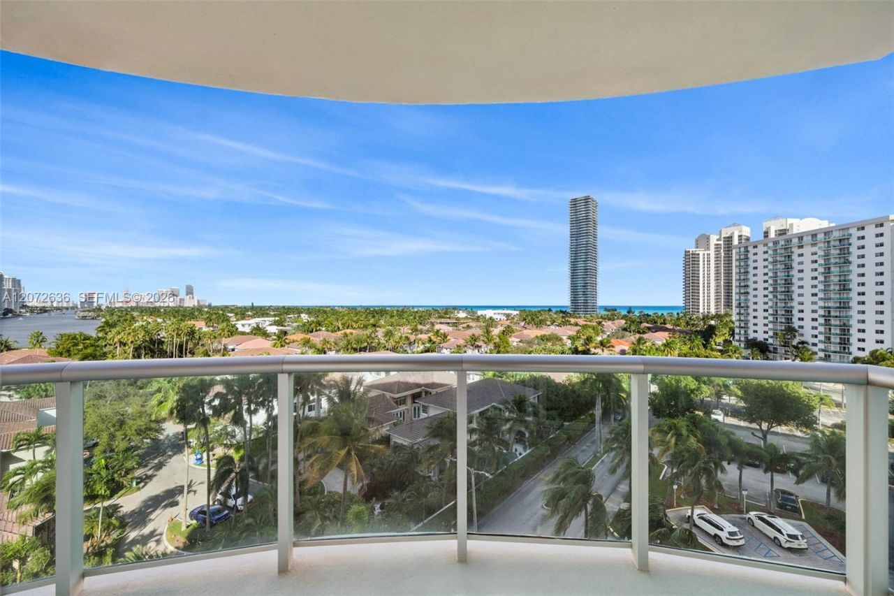19380 Collins Ave , Unit 826, Sunny Isles Beach, FL 33160 Photo