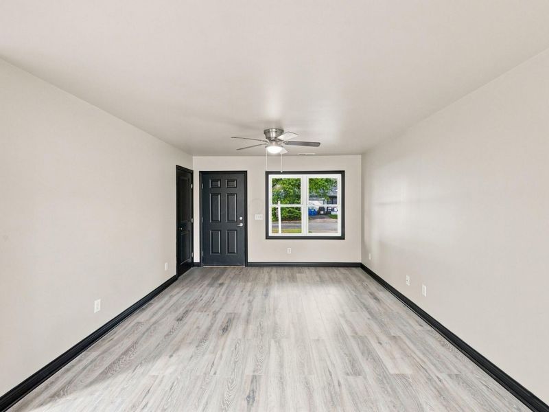 109 Dover Road, London, OH 43140 Photo 10