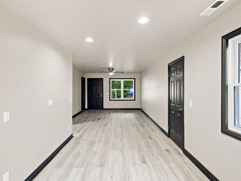109 Dover Road, London, OH 43140 Photo 13
