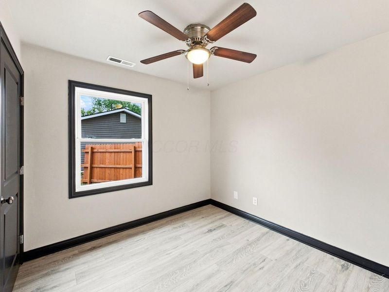 109 Dover Road, London, OH 43140 Photo 16