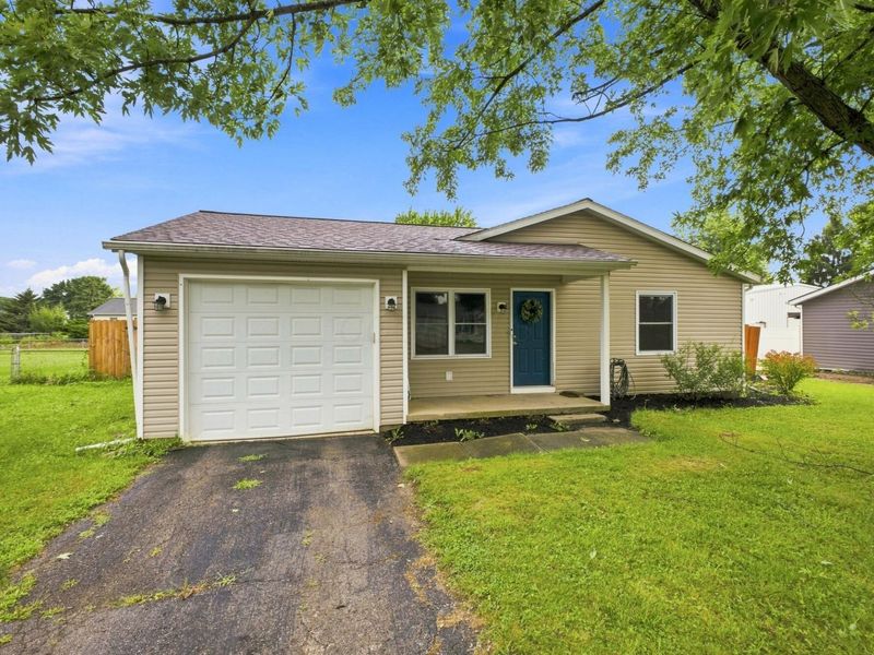 109 Dover Road, London, OH 43140 Photo 4
