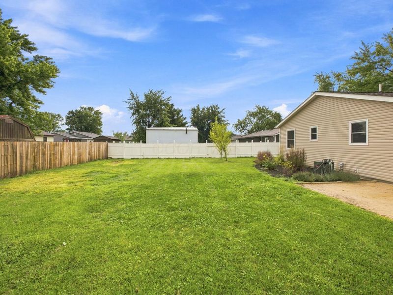 109 Dover Road, London, OH 43140 Photo 5