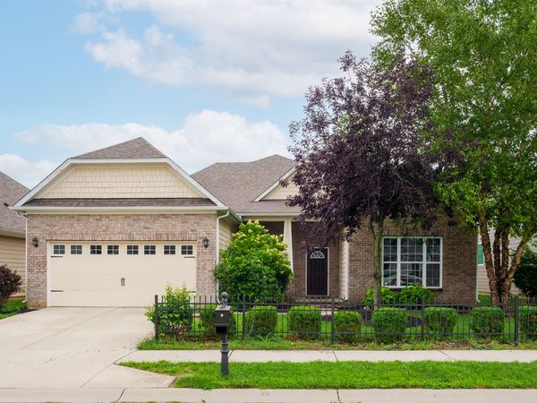 12051 Sanctuary Boulevard , Zionsville, IN 46077