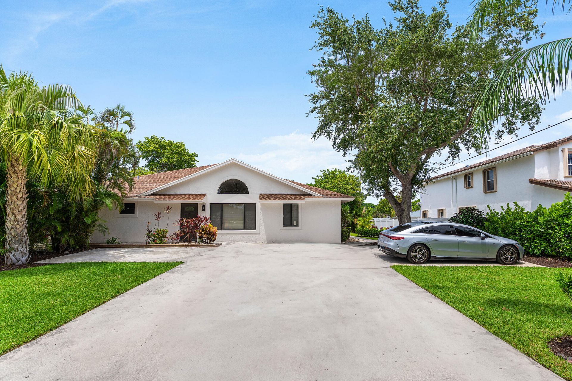825 Dogwood Drive, Unit C, Delray Beach, FL 33483 Photo