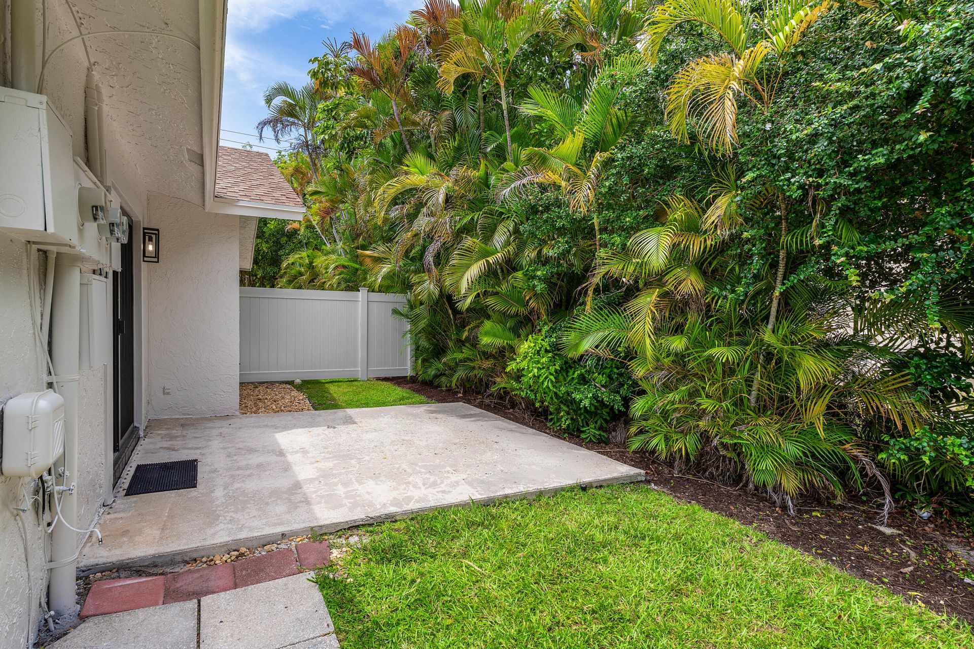 825 Dogwood Drive, Unit C, Delray Beach, FL 33483 Photo