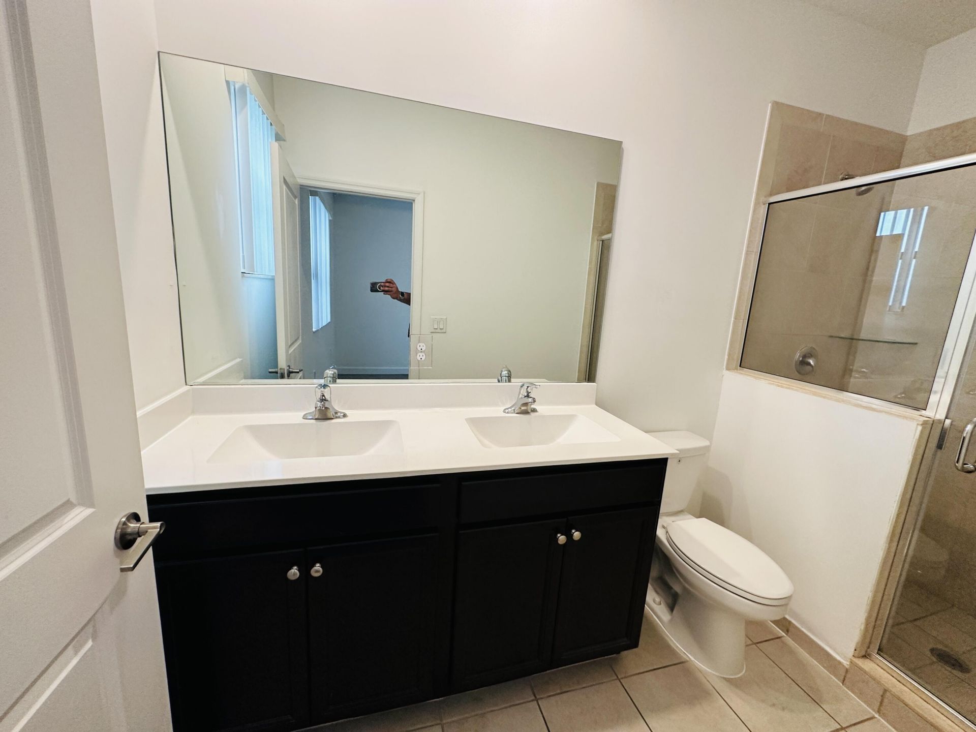 346 NE 208th Terrace, Miami, FL 33179 Photo