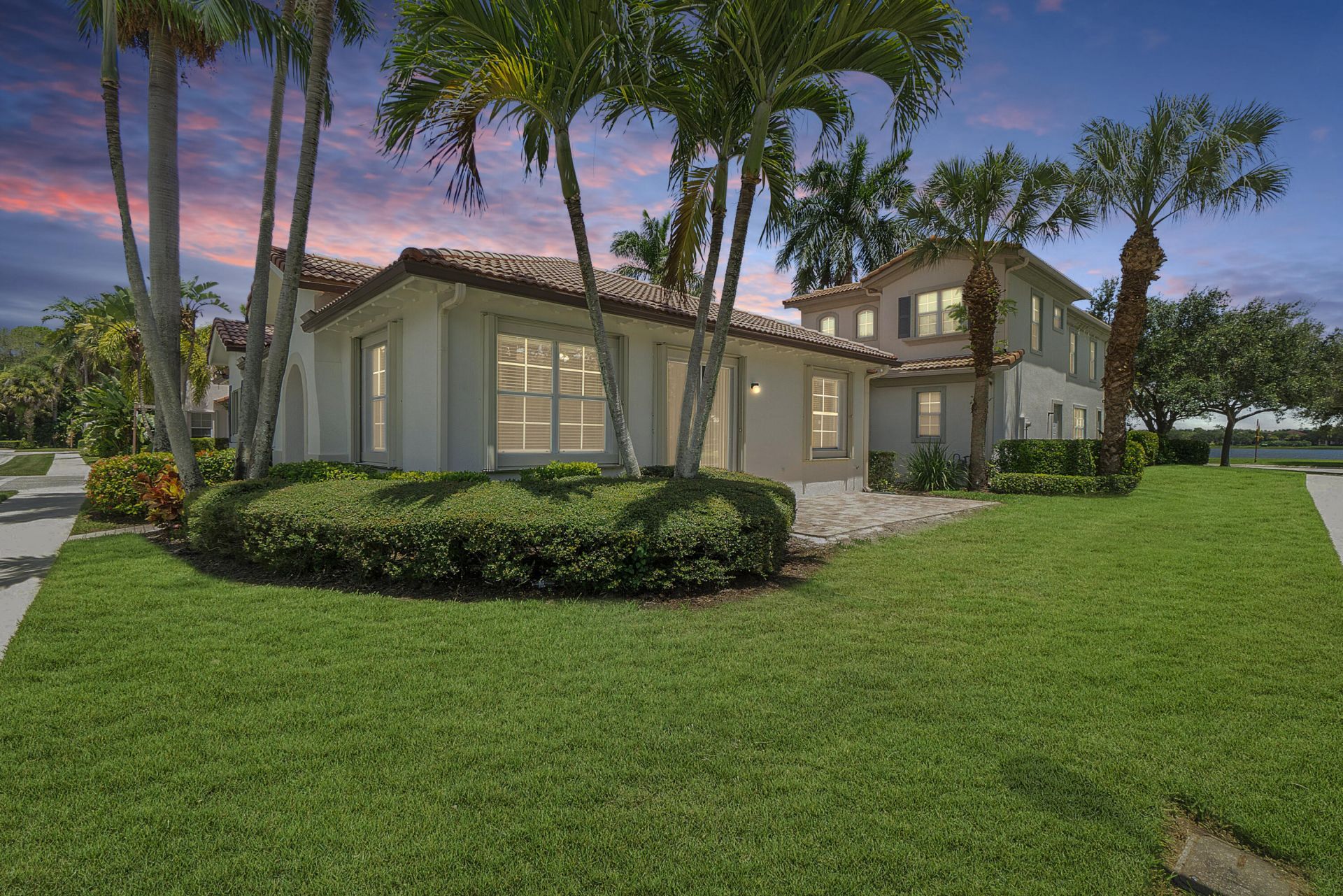 542 Tomahawk Court, Palm Beach Gardens, FL 33410 Photo