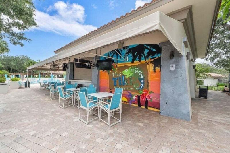 542 Tomahawk Court, Palm Beach Gardens, FL 33410 Photo